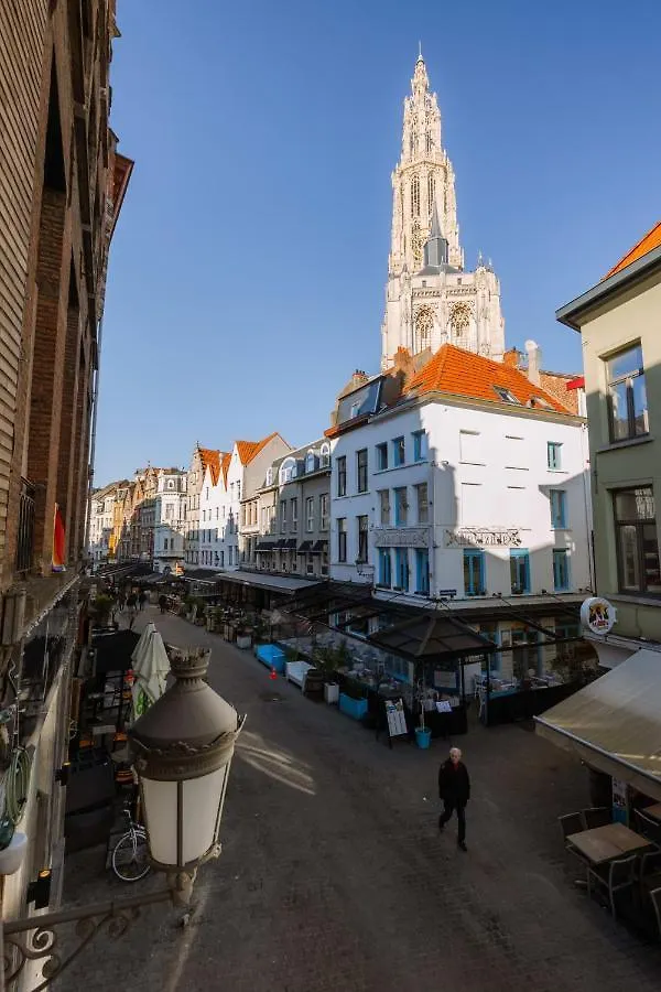Characterful Apartment In The Heart Of Antwerp