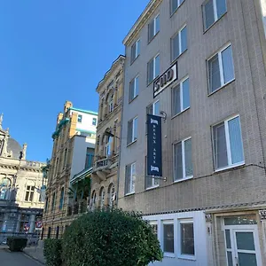 2* Hotel Beaux Arts